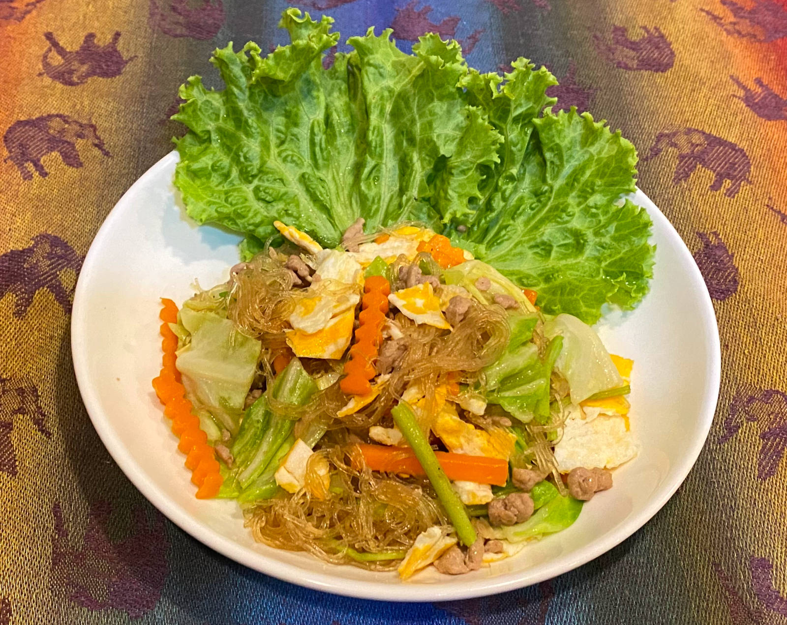 pad woon sen gai